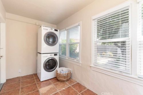 512 Bush St, Anaheim CA  92805-2116 exterior