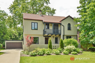 2122 Central Park Ave, Evanston, IL 60201-1802