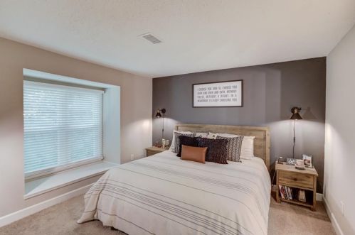 1000 Camden Ct, Atlanta GA  30327-4276 exterior