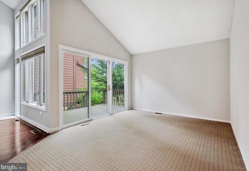 331 Sayre Dr, Princeton NJ  08540-5840 exterior