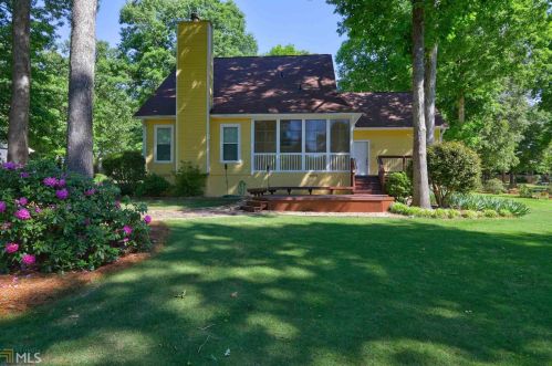 2963 Bayberry Ct, Hampton, GA 30228-1636