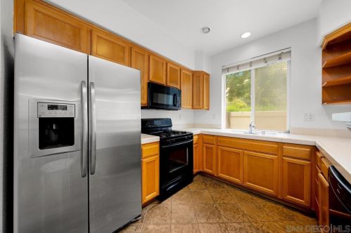 787 Caminito Valiente, Chula Vista CA  91911-6972 exterior
