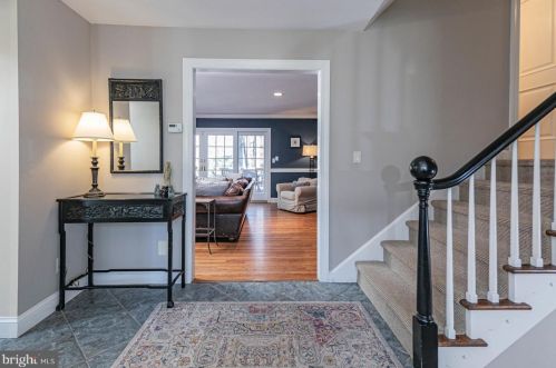 10 Alta Vista Dr, Princeton, NJ 08540-7406