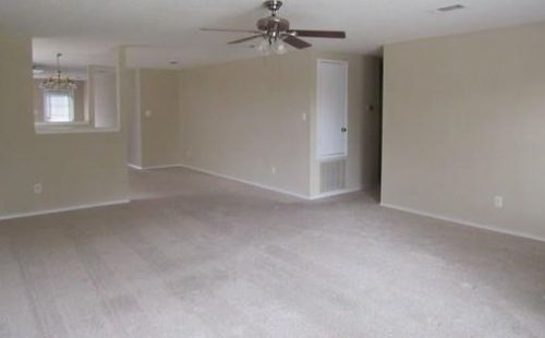 5309 Royal Burgess Dr, Fort Worth, TX 76135-1462