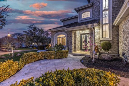 5983 Annandale Way, Pleasanton, CA 94568-7477