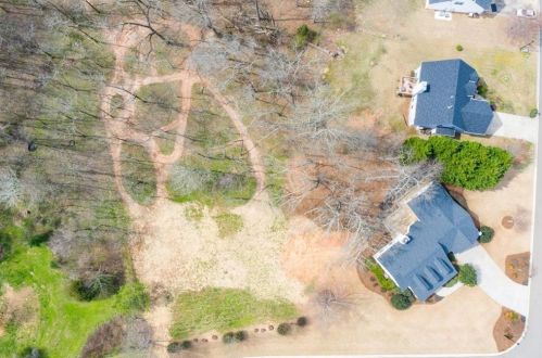 9015 Silver Peak Dr, Gainesville, GA 30506-8034