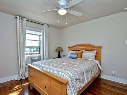 1400 51st St, Austin TX  78756-2608 exterior