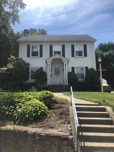 21 Lowell Ave, Waterbury, CT 06708-1913