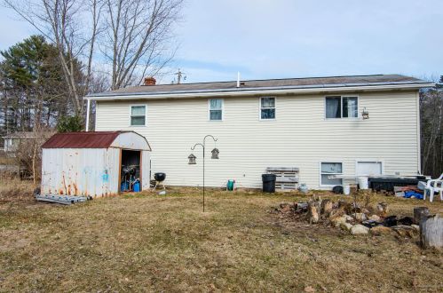 25 Andrea St, Lisbon, ME 04250-6629