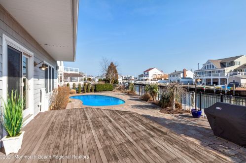 1769 Bay Isle Dr, Point Pleasant Beach, NJ 08742-5213