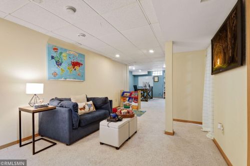 2710 2nd Ave, Saint Paul MN  55109-3320 exterior