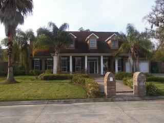 3412 Wedgwood Dr, Harvey, LA 70058-7402
