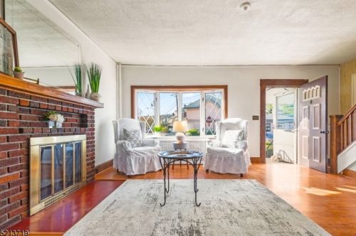 12 Harrison Ave, Montclair, NJ 07042-2101