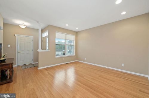 63 Spinnaker Dr, Mount Laurel NJ 08054-6107 exterior