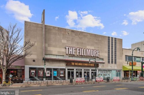 2406 Colston Dr, Silver Spring MD 20910-2527 exterior