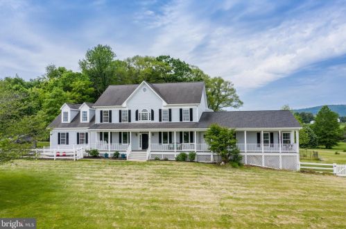38433 Millstone Dr, Purcellville, VA 20132-3734