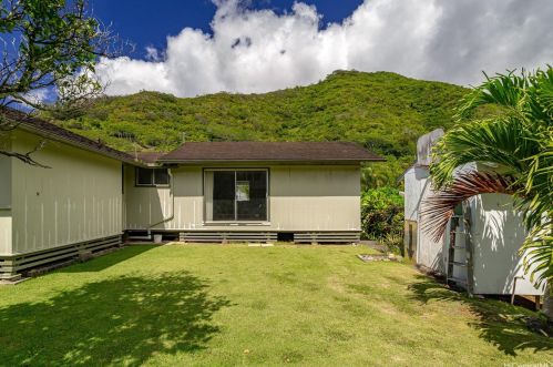 2687 Gardenia St, Honolulu HI  96816-3503 exterior