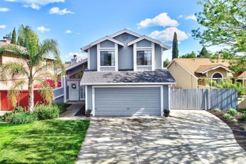 806 Charter Way, Vacaville, CA 95687-7393