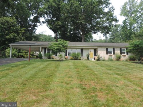 250 Hemlock Ln, Aberdeen, MD 21001-2404