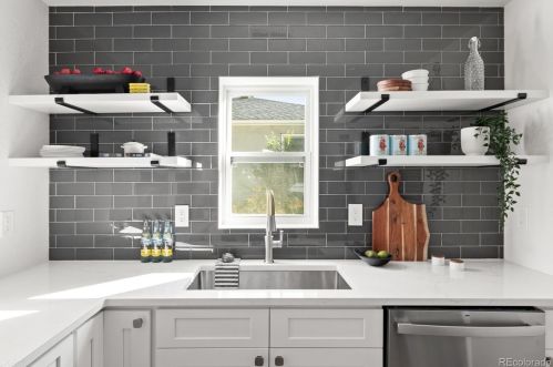 4555 Lincoln St, Englewood CO  80113-5732 exterior