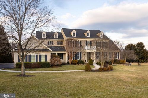 2304 Willow Vale Dr, Fallston, MD 21047-1502