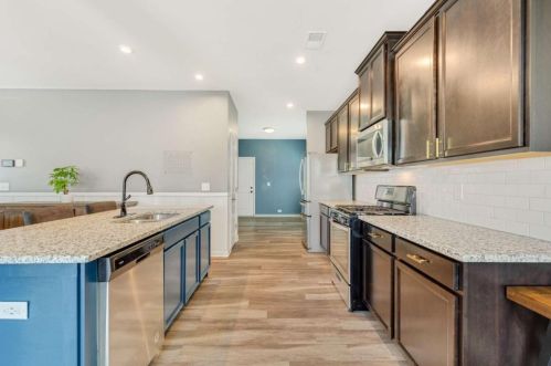 3861 Lake Sanctuary Way, Atlanta GA  30349-1984 exterior