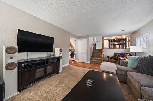 21606 Powers Pl, Aurora CO 80015-3372 exterior