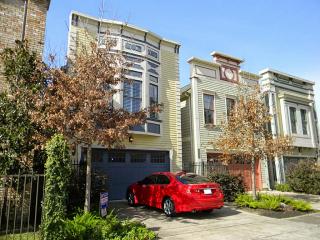 1007 Alexander St, Houston TX  77008-6632 exterior
