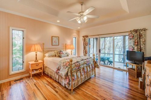 18 Hummingbird Ln, Big Canoe GA  exterior