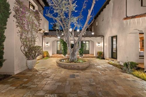 22 Black Falcon, Irvine CA  92603-0420 exterior