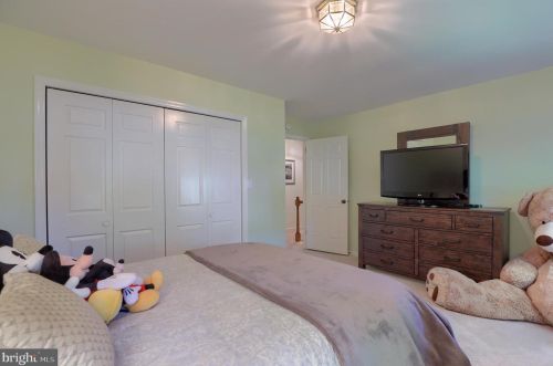 131 Bentley Ln, Lancaster PA  17603-6203 exterior