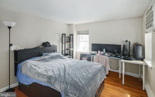 1336 Lombard St, Philadelphia PA  19147-1004 exterior