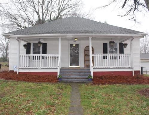702 Church Ave, Kannapolis, NC 28081-2134