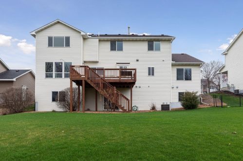 2915 Eagle Valley Dr, Saint Paul MN  55129-4266 exterior