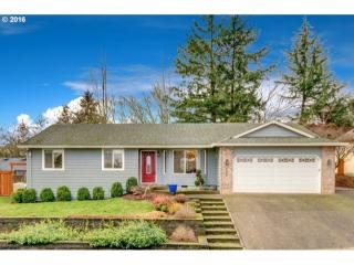 192 Birch St, Dundee, OR 97115-9557