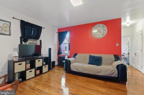 611 Wallace St, York PA 17403-1323 exterior