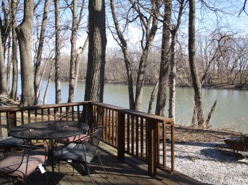 104 La Rocque River Dr, Clifton, IL 60927-7043