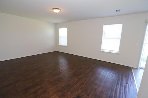 1825 Crested Butte Dr, Fort Worth TX  76131-5398 exterior