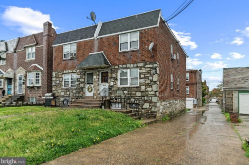 6840 Large St, Philadelphia, PA 19149-2109