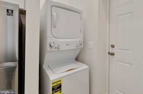 2144 8th St, Philadelphia PA  19122-1312 exterior