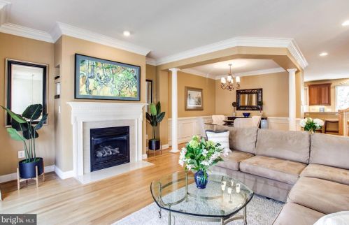 1311 Mclean Crest Ct, Mc Lean, VA 22101-3656