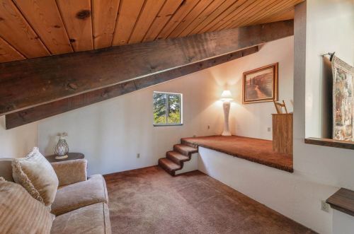 10132 Jeffery Pine Rd, Truckee CA  96161-8104 exterior