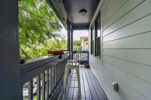 102 Hogue St, Atlanta GA  30312-1622 exterior