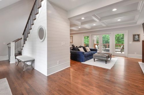 742 Montana Rd, Atlanta, GA 30327-1536