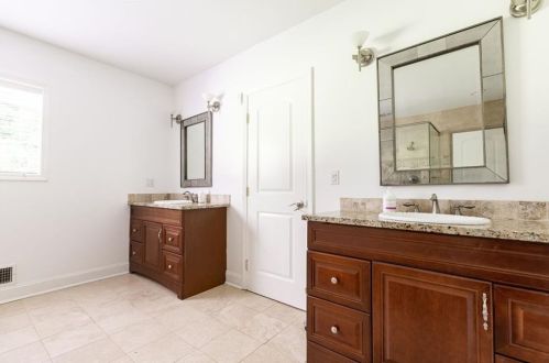 503 Collier Ridge Dr, Atlanta GA  30318-7205 exterior