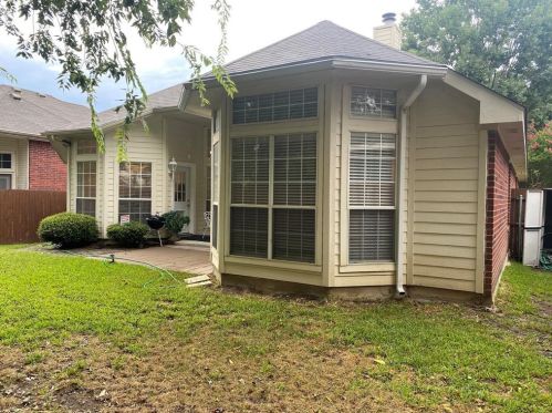 5220 Warm Springs Trl, Fort Worth TX  76137-3916 exterior