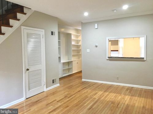 340 12 St, Philadelphia PA 19147-1832 exterior