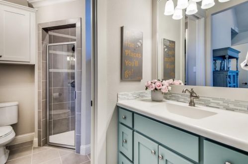 3328 Clubview Dr, Argyle TX 76226-2113 exterior