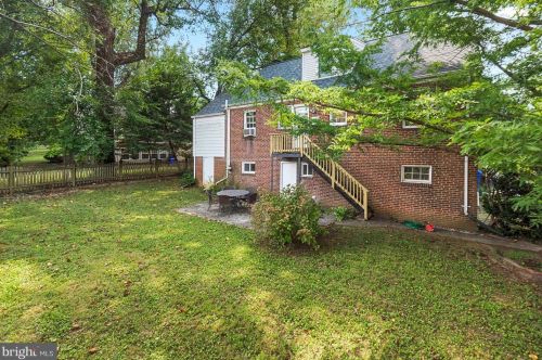 2409 Seminary Rd, Silver Spring MD 20910-1354 exterior