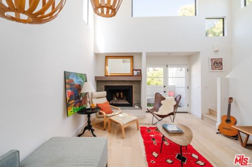 1017 Pearl St, Santa Monica, CA 90405-2533